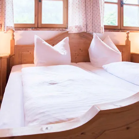Gaestehaus Becher, Kreuth-point Apartment