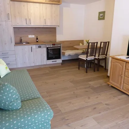 Apartment Gaestehaus Becher, Kreuth-point *