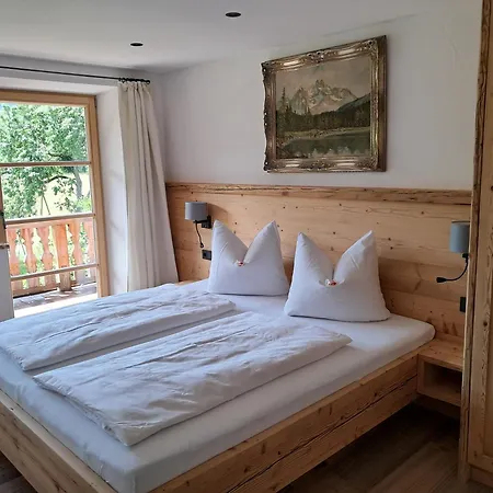 Gaestehaus Becher, Kreuth-point * Kreuth