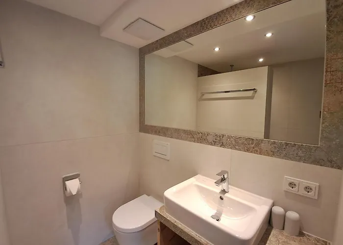 Gaestehaus Becher, Kreuth-point *