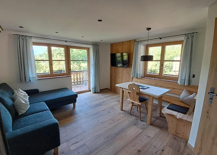 Gaestehaus Becher, Kreuth-point 아파트 *