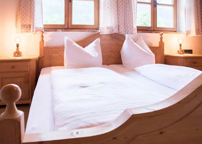 Gaestehaus Becher, Kreuth-point * 크로이트