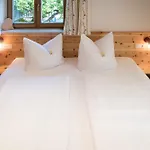 Gaestehaus Becher, Kreuth-point Kreuth