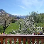 Gaestehaus Becher, Kreuth-point * Kreuth